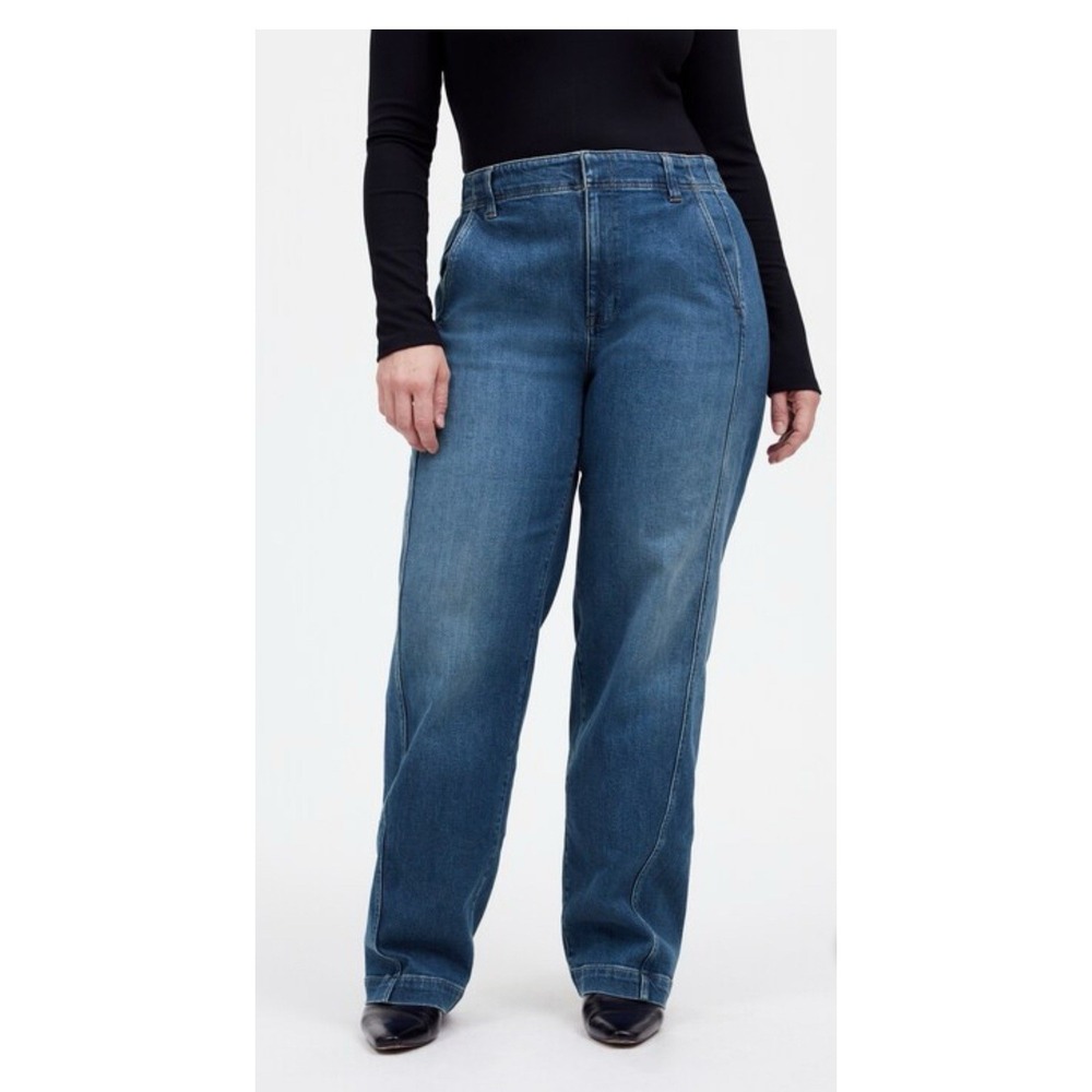 Madewell High-Rise Straight-Leg Jeans in Medium Indigo Blue